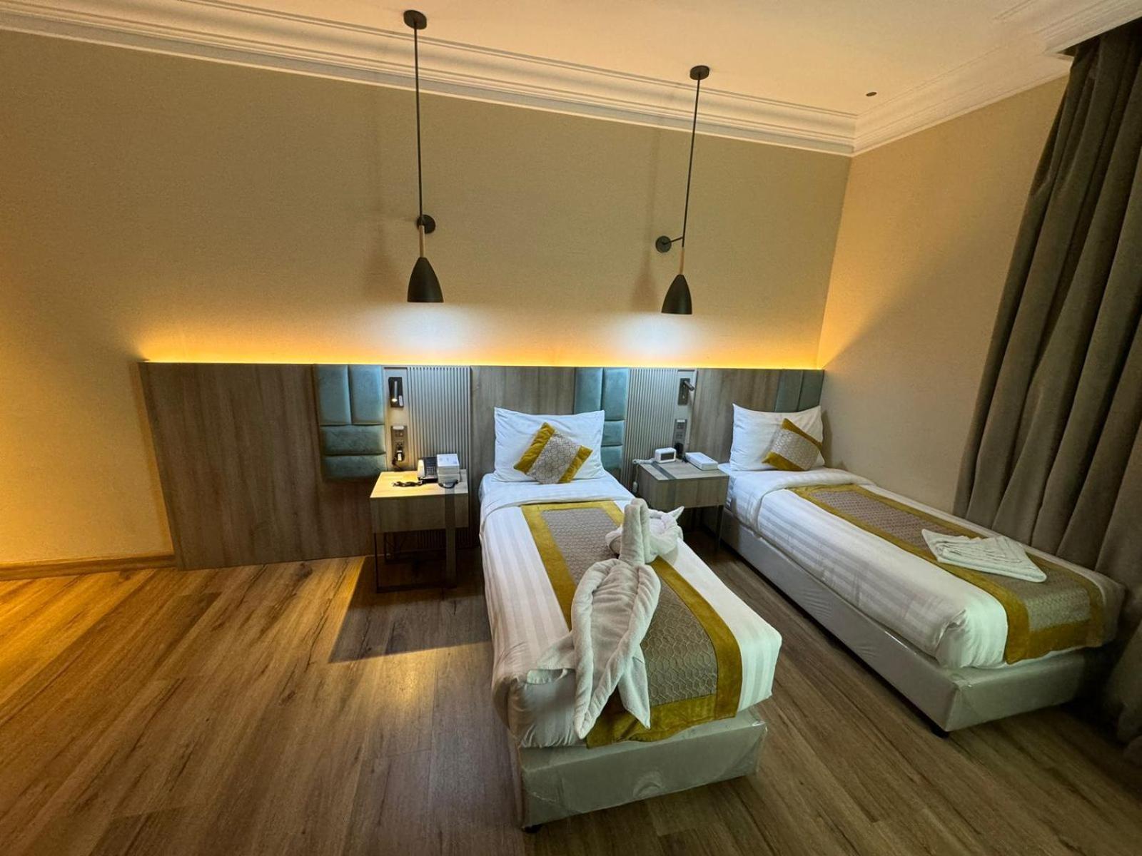 Roya Al Andalus Hotel Medina Eksteriør billede Deluxe Room